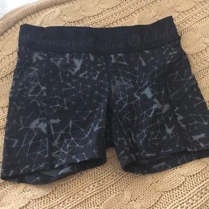 lululemon size 4 shorts 4’